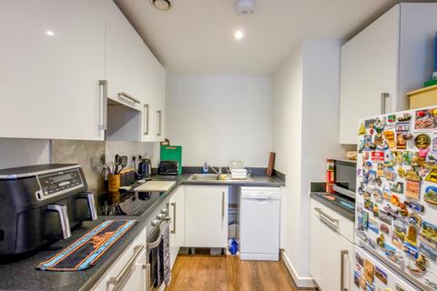 1 bedroom apartment for sale, East Carriage House Royal Carriage Mews, London, SE18