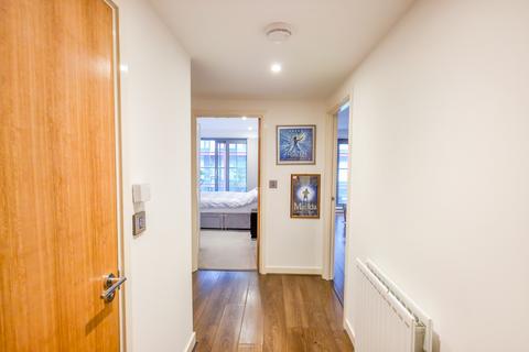 1 bedroom apartment for sale, East Carriage House Royal Carriage Mews, London, SE18