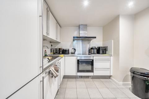 2 bedroom apartment for sale, Chester Road, Manchester