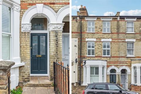 3 bedroom flat for sale, Annandale Road, London, W4