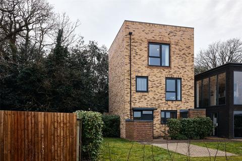 undefined, Adit Road, Erith, DA8