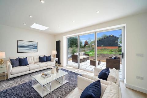 undefined, Henley Road, Ipswich, IP6