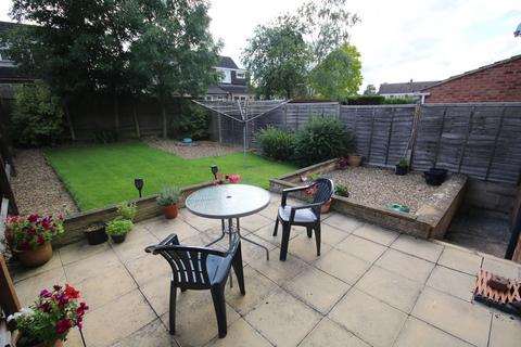 2 bedroom semi-detached house to rent, Branston Crescent, Melton Mowbray, LE13