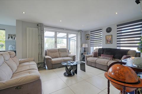 3 bedroom detached bungalow for sale, Kennedy Road, Woodseats, S8 0HD