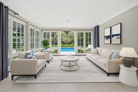 5 bedroom detached house to rent, The Barton, Cobham, Surrey, KT11