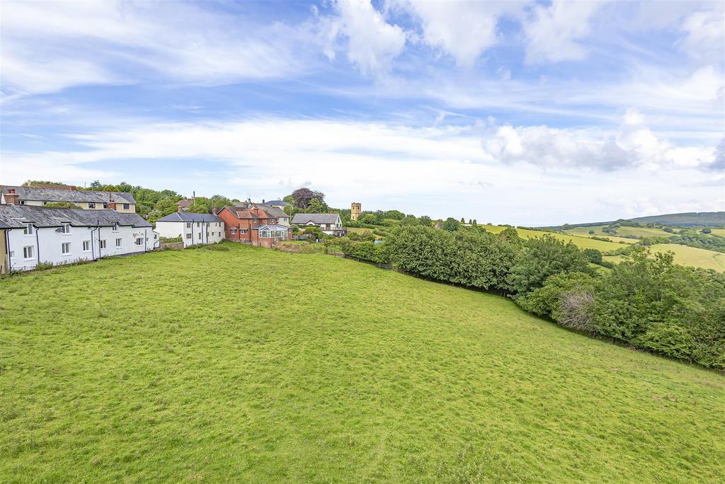 Utt Adn5tg0id DYQn7hp49 Q.jpg