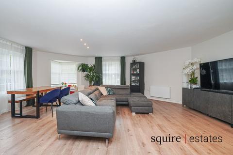 undefined, Mill Street, Hemel Hempstead, HP3