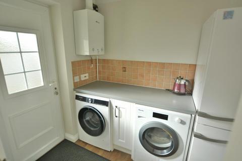 6 Brookside Road, Wimborne, BH21 2BL