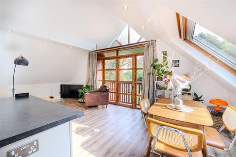 2 bedroom apartment for sale, Valley Road, London SW16