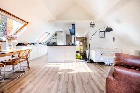 2 bedroom apartment for sale, Valley Road, London SW16