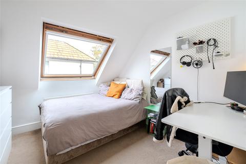 2 bedroom apartment for sale, Valley Road, London SW16