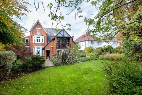 2 bedroom apartment for sale, Valley Road, London SW16