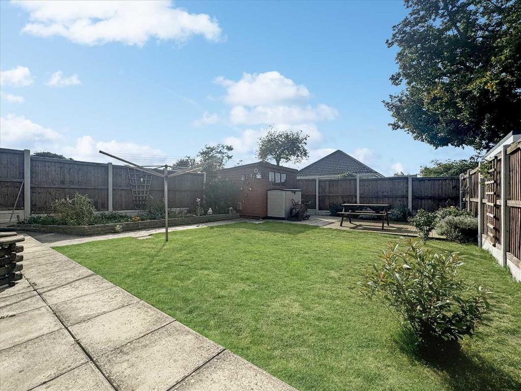 Westerly facing Rear