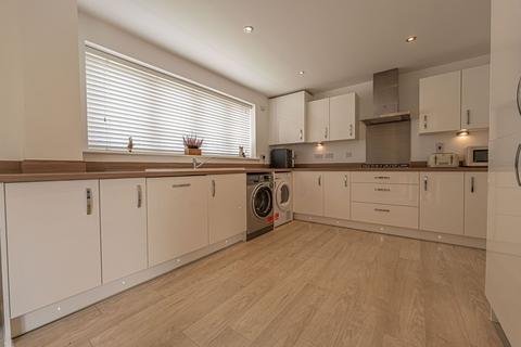 4 bedroom detached house for sale, Foil Close, Rogerstone, NP10