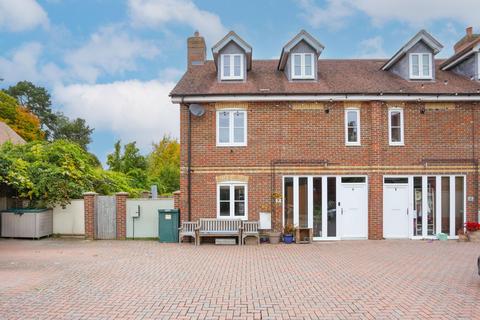 4 bedroom semi-detached house for sale, Campbells Court, Wantage OX12