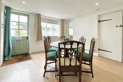 undefined, Lechlade Road, Southrop