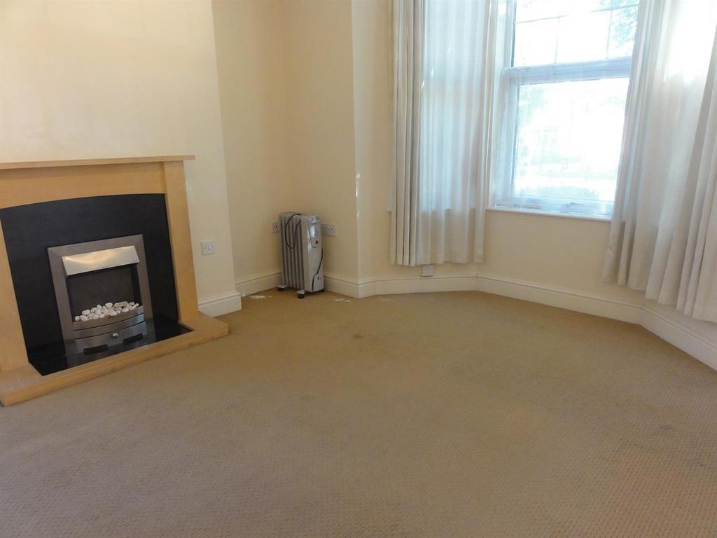 15 D Victoria Promenade Lounge.JPG