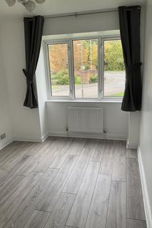 undefined, Parry Drive, Weybridge, KT13