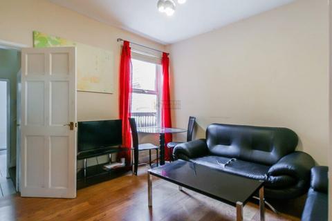 4 bedroom terraced house to rent, Coronation Road, Birmingham B29