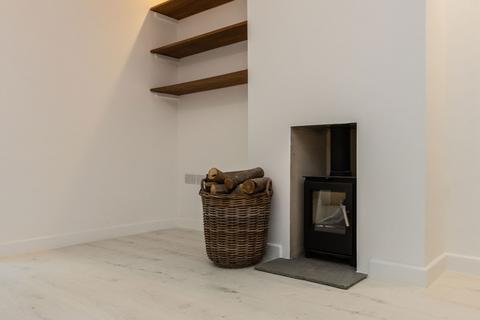 3 bedroom chalet for sale, A No-Onward-Chain Bungalow In Cranbrook