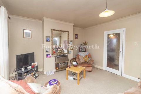 3 bedroom flat for sale, Threshfield Avenue, Morecambe LA3
