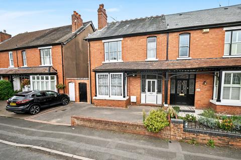 4 bedroom semi-detached house for sale, Church Road, Bradmore WV3