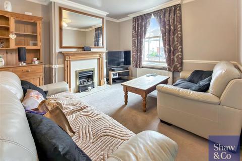 undefined, Inwood Road, Hounslow TW3