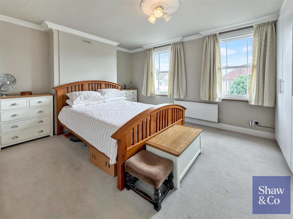 Bedroom 1.jpeg