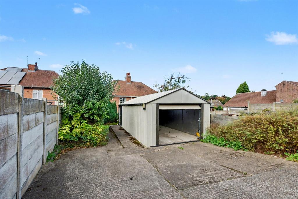 Rear Driveway 1.jpeg