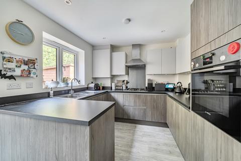 3 bedroom semi-detached house for sale, Hurley Drive, Bracknell, Berkshire