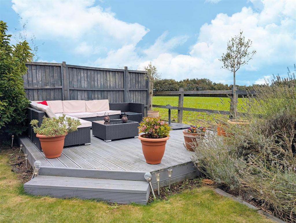 Garden 1.jpg