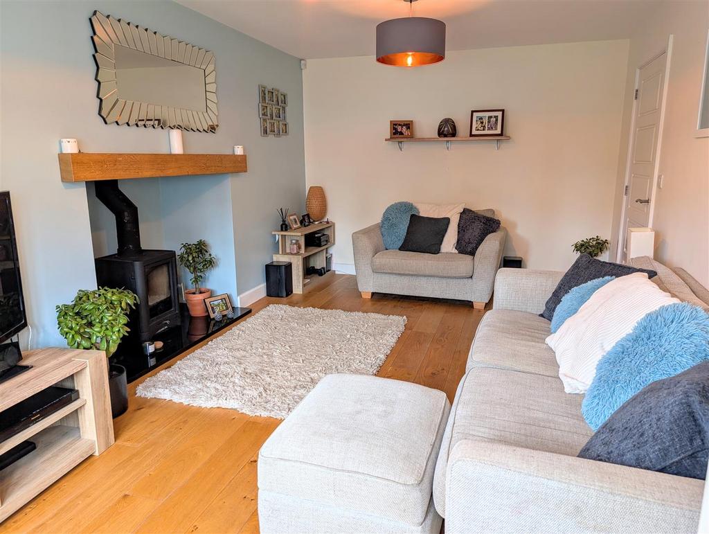 PXL 20251007 101821130.MP~2.jpg