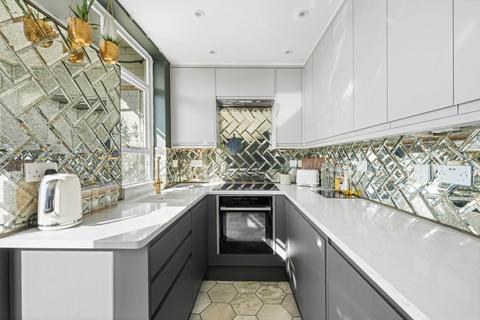 1 bedroom flat for sale, Shelley House, London, SW1V