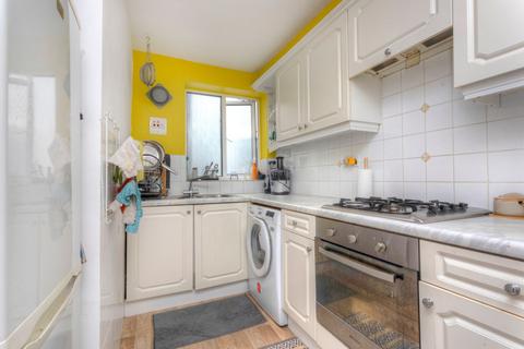 2 bedroom flat for sale, Palmeira Avenue, Hove, BN3