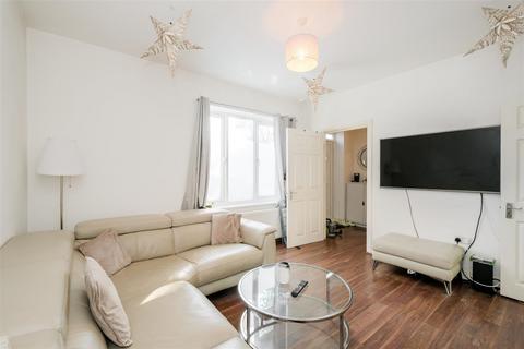 undefined, Cheltenham Road, London