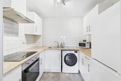 undefined, Staines Road, Feltham, Middlesex, TW14