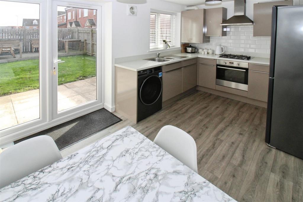 Dining Kitchen
