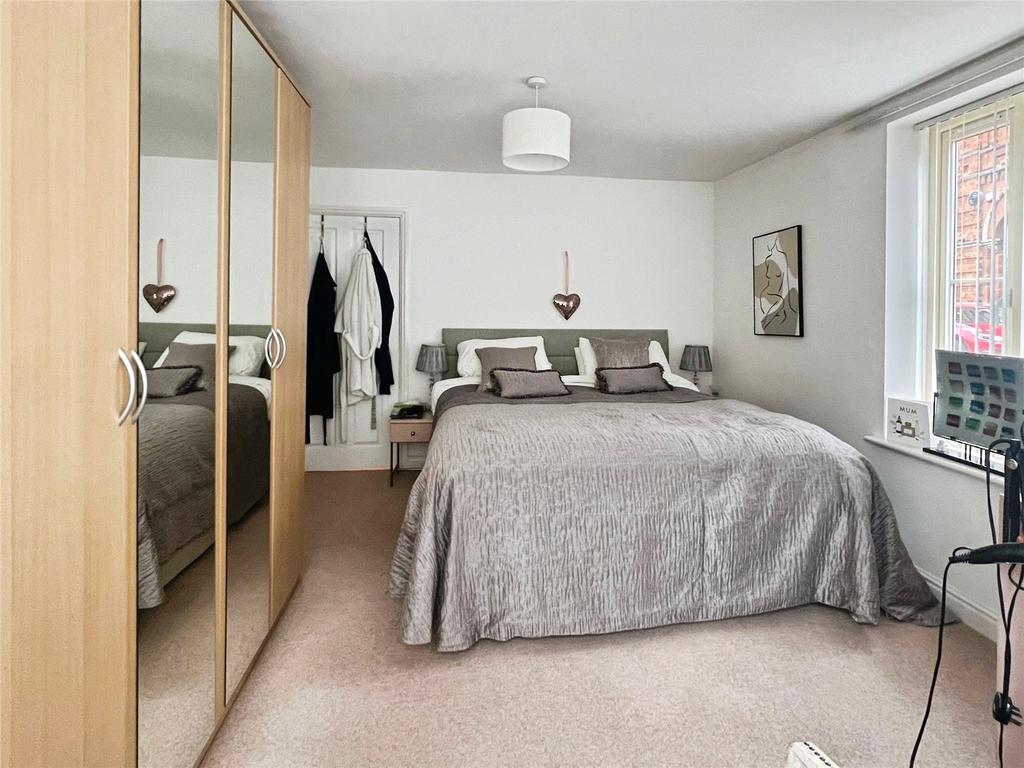 Bed 1