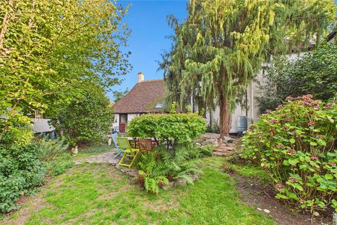 undefined, Higgs Lane, Bagshot, Surrey, GU19