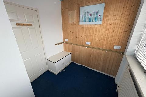 17 Brian Avenue, Droylsden, Manchester, M43 7HN