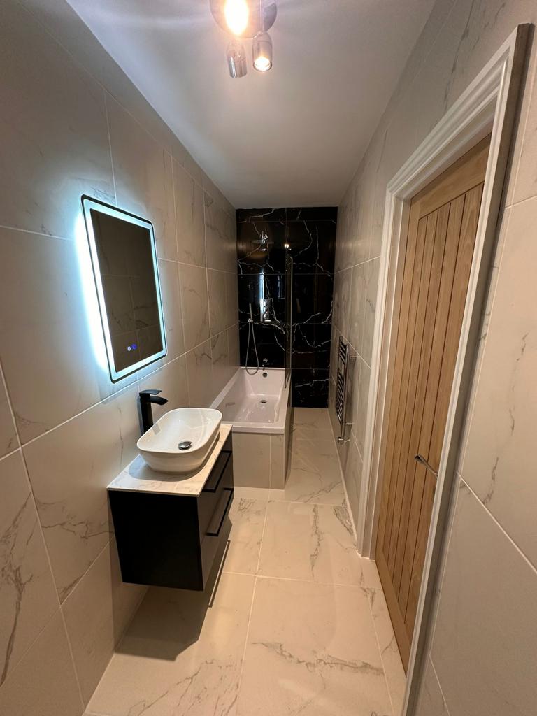 Modern 2-Bedroom Flat to Rent in Chingford