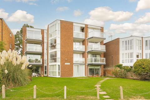 undefined, Riverside Road, Staines-Upon-Thames TW18