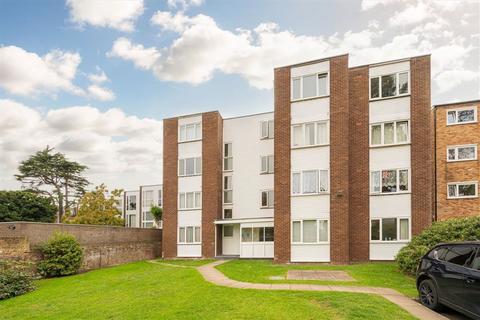 undefined, Riverside Road, Staines-Upon-Thames TW18