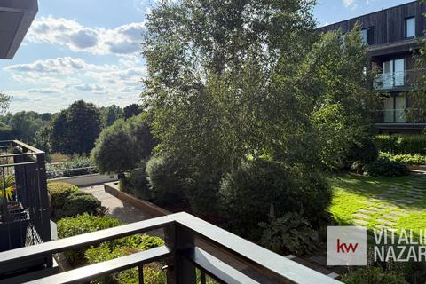 Dowding Drive, London, SE9