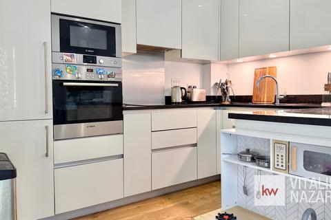 Dowding Drive, London, SE9