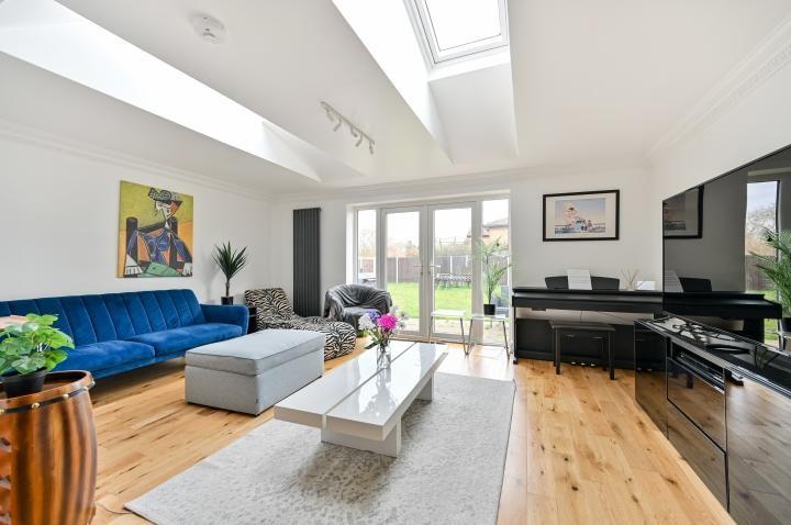 Chpk2459848 large-3-02 jpg