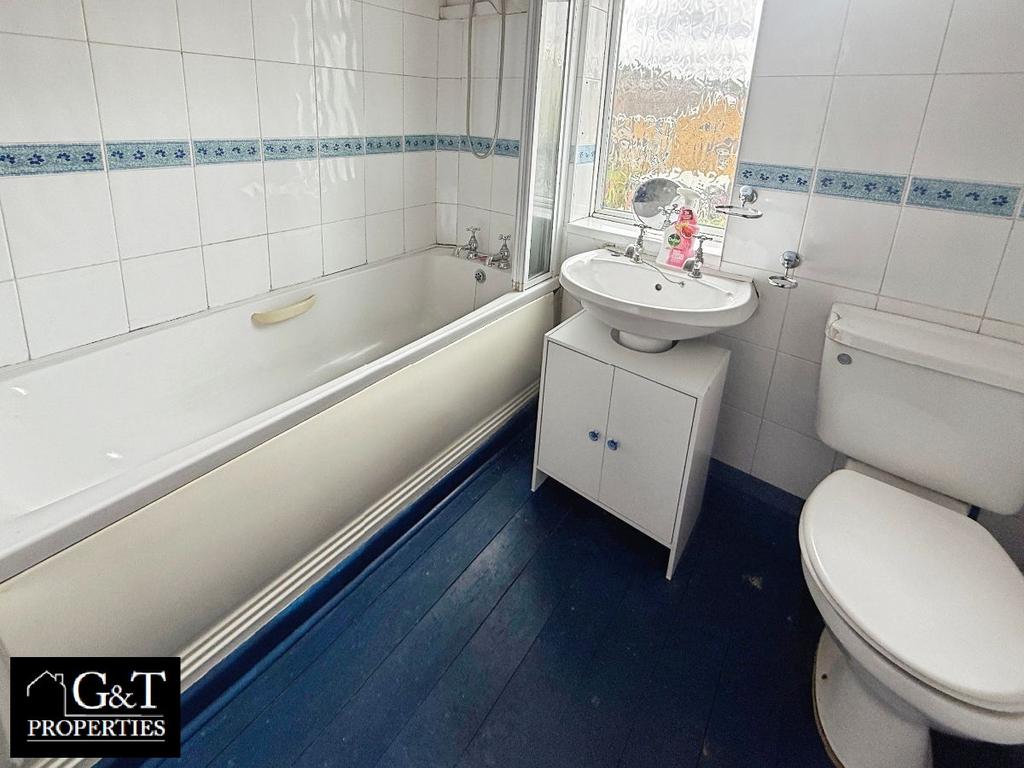 Family bathroom