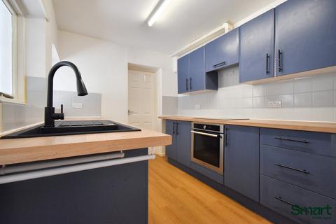 61 Okehampton Road, Exeter, EX4 1EP