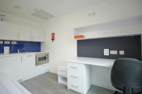 undefined, Popes Lane,  Ealing, W5