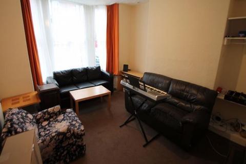 4 bedroom house to rent, Norwood Road, Leeds LS6